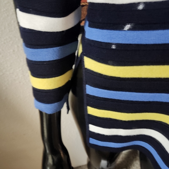 ST. JOHN Ombre Knit Sweater Size M - Picture 5 of 9